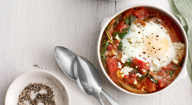 Baked Eggs with Spinach and Tomato