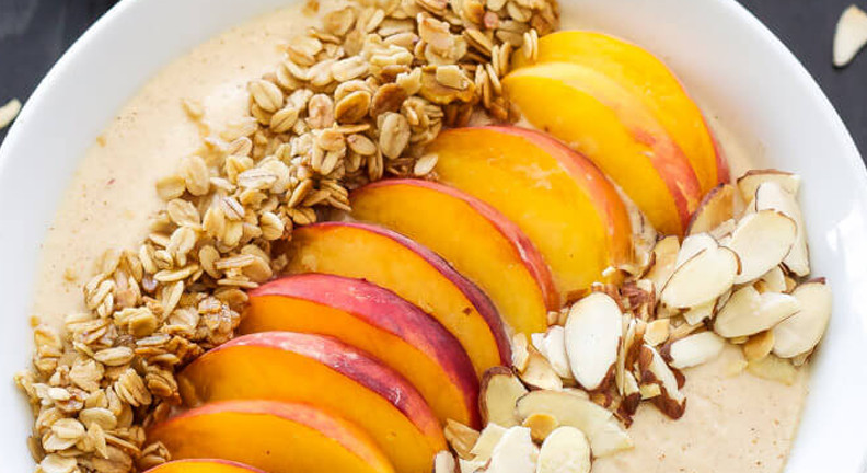 Peach Pie Smoothie Bowl