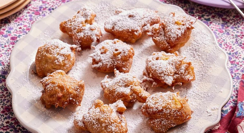 Apple Fritters