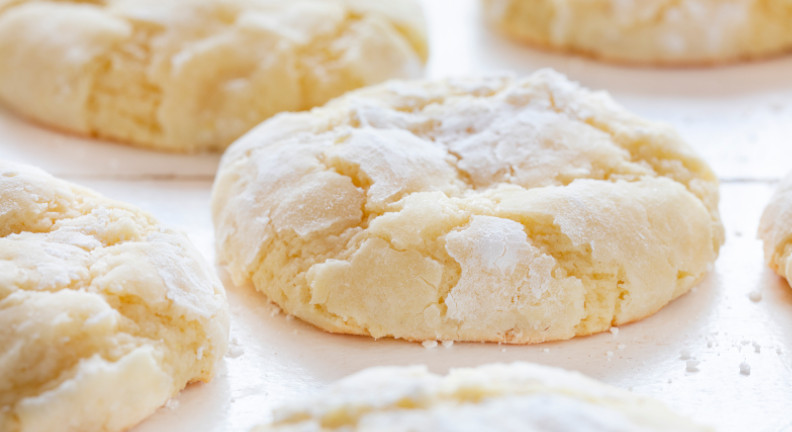 Ooey Gooey Lemon Cookies