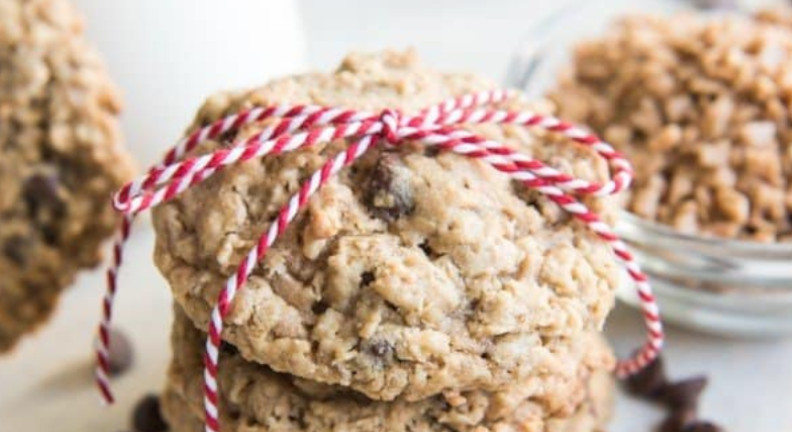 Toffee Oatmeal Chocolate Chip Cookies