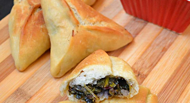 Spinach Pastry Triangles ( Fatayer Sabanekh )